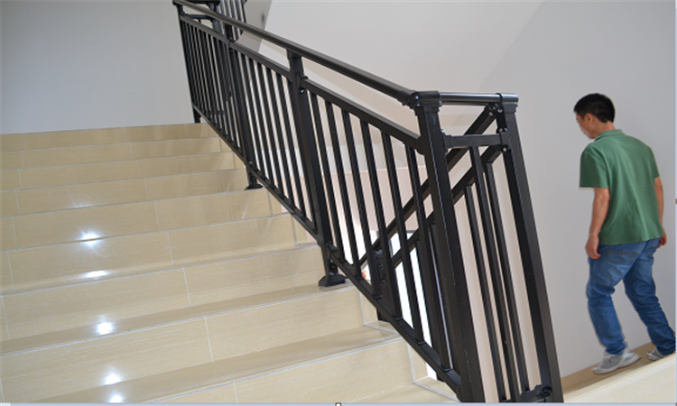 п��¥�ݷ���